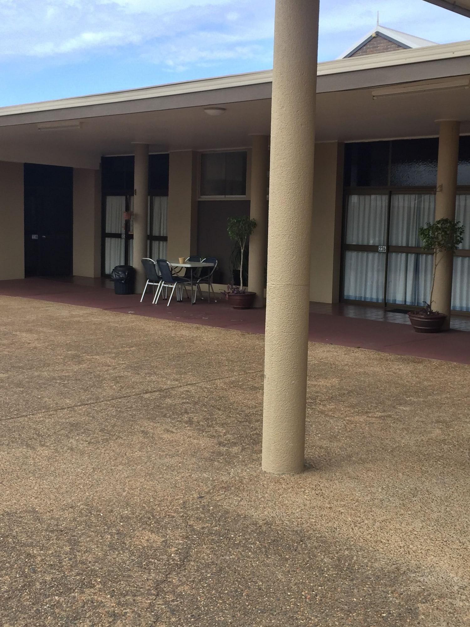 Econo Lodge Park Lane Bundaberg Dış mekan fotoğraf