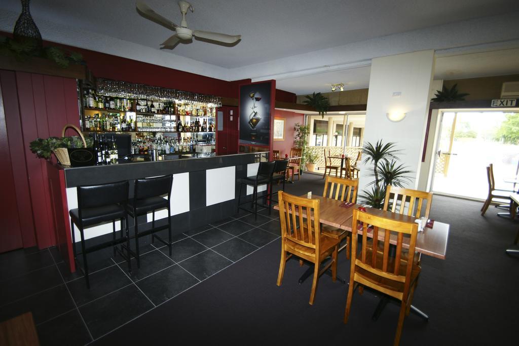 Econo Lodge Park Lane Bundaberg Dış mekan fotoğraf