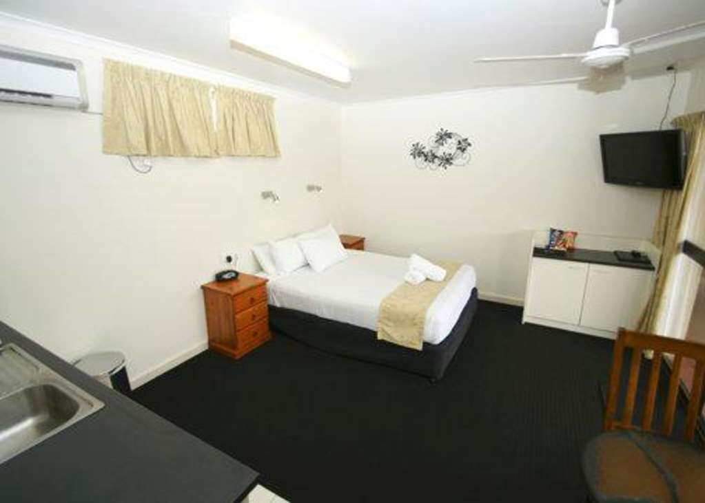 Econo Lodge Park Lane Bundaberg Oda fotoğraf